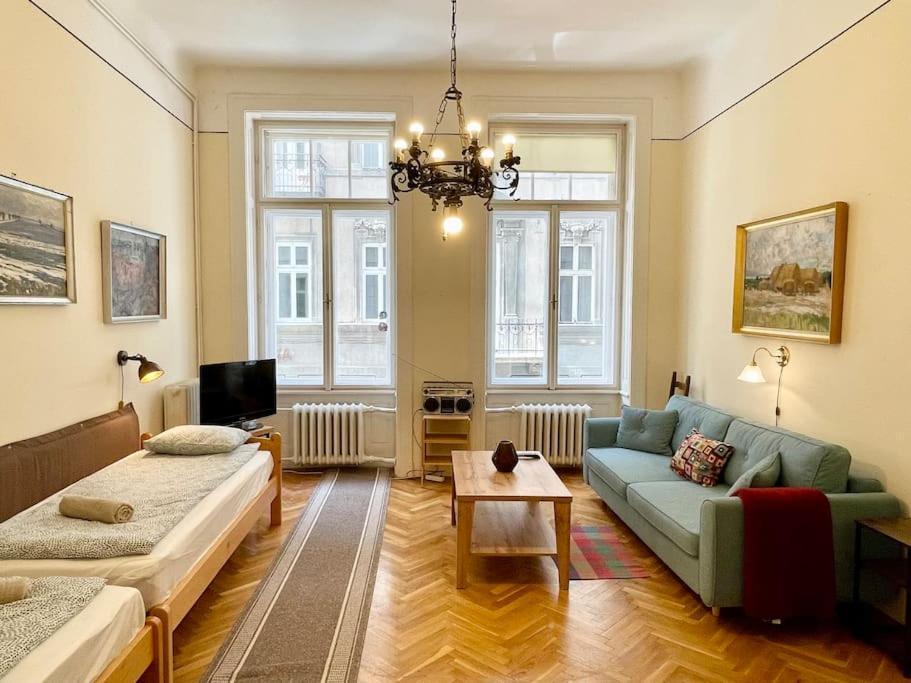 Bank5 Central Apartment Budapest Exteriör bild